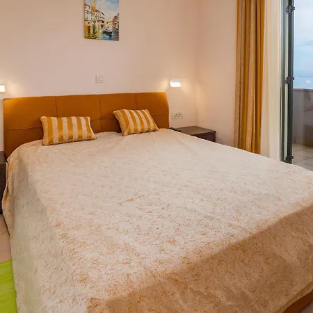 Apartment Beautiful In With Wifi Mošćenička Draga