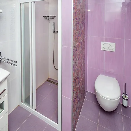 Beautiful In With Wifi Apartment